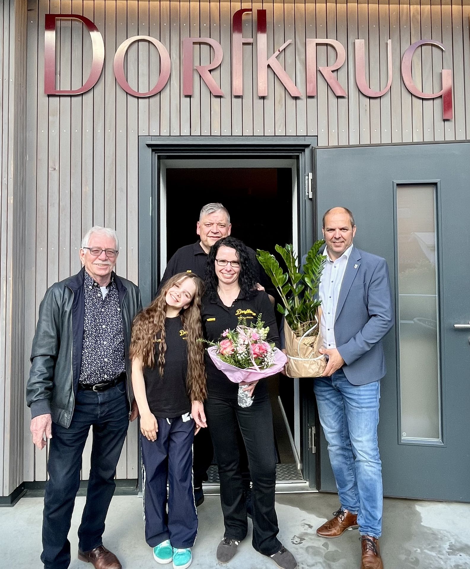Die Wirtsleute des Dorfkrug Hecklingen